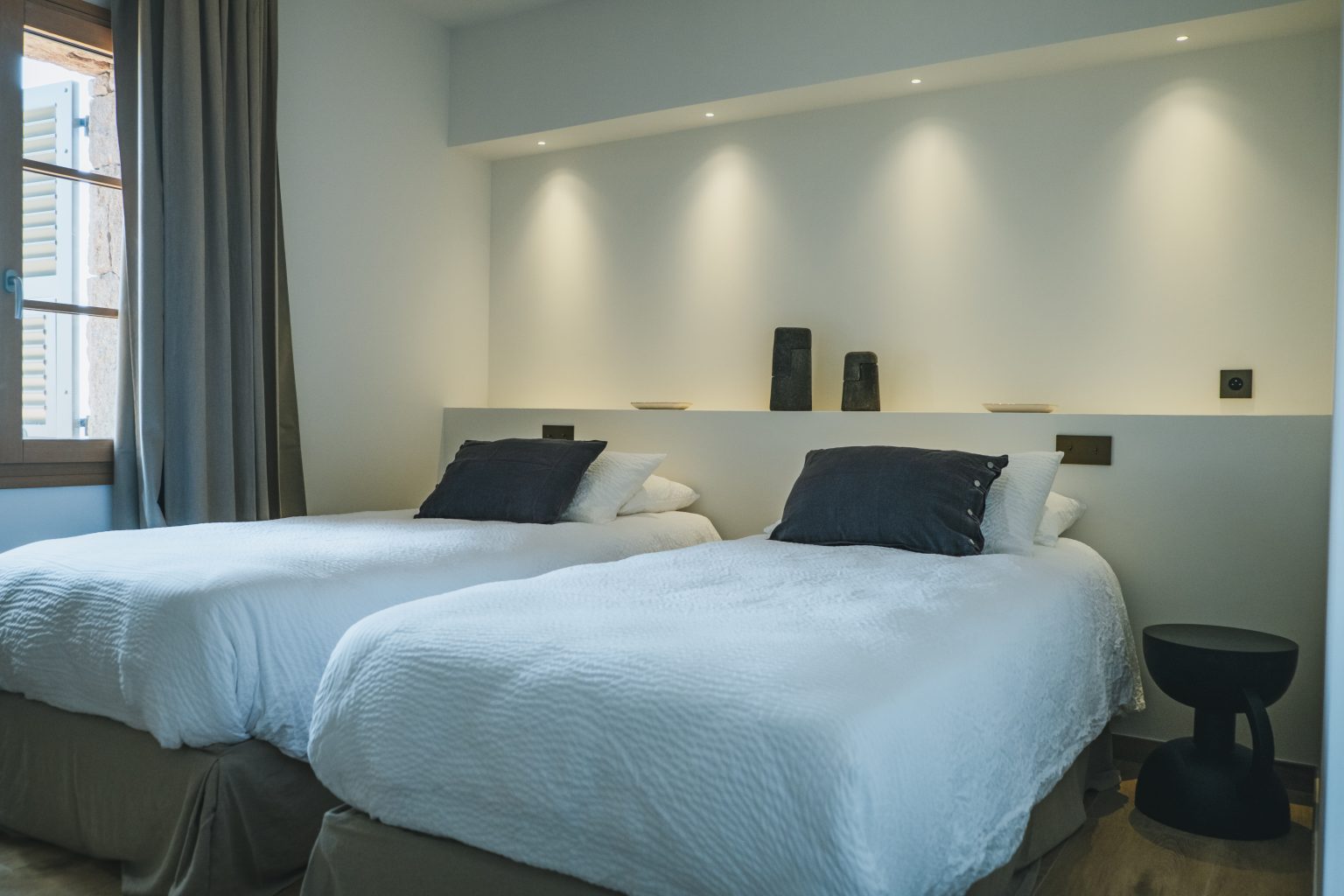 grande chambre dans la villa Casa Menasina en Corse-du-Sud