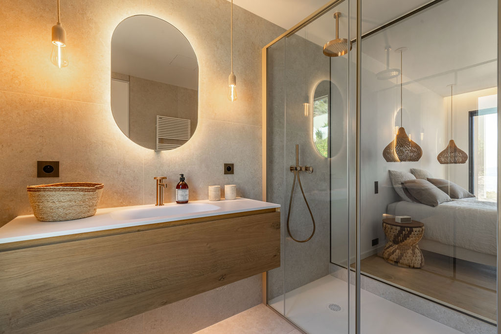 salle de bain de la villa Maami en Corse-du-Sud